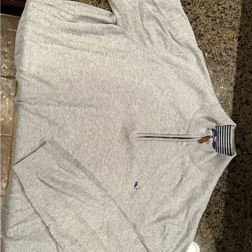 Vineyard Vines XXL Men’s 1/4 zip sweater (2) Navy Blue & Gray.